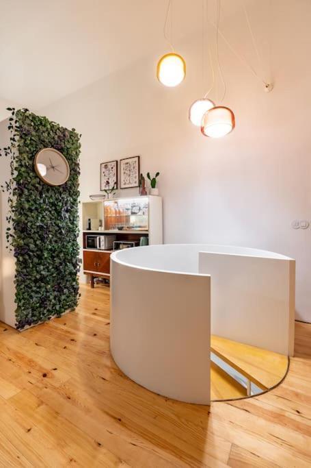 Viva Jolicoeur Apartment